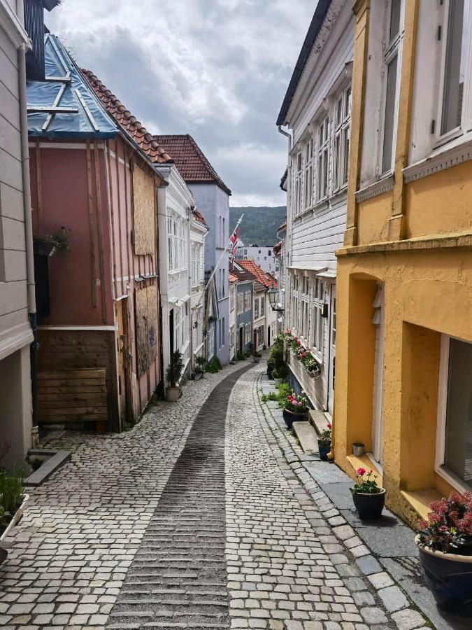 Feels Like Home -Free Parking -Attractive Location Bergen Zewnętrze zdjęcie